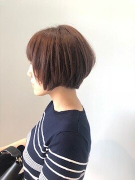 トイロ(toiro) salon workひし形ボブ