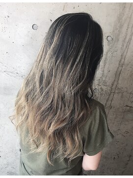 エール(a:le) ハイコントラストバレイヤージュ