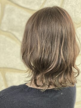 エムズアルカディア(M'Z ARCADIA) ☆インナーカラー☆ミルクティー