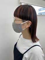 ホワイト(WHITE HAIR@NICOLA)&nbsp;オレンジハイライト×クラゲヘアーデザインカラーオレンジ