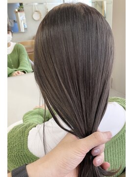 マロウ(mallow) 《花屋併設》縮毛矯正/冬カラー@20代30代40代