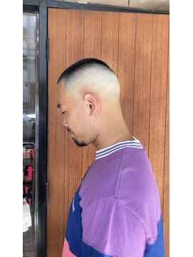 ヘアーワークス アンビエント(Hair works Ambient) 【ambient_hat】スキンフェード×ボウズ