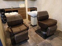 【気になるシャンプー台】意外と気になるシャンプー台は全席フルフラットをご用意しております☆