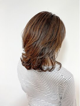 エマヘアープラス 下郡店(Emma Hair plus) 簡単に動きと軽さが出るレイヤーパーマ☆