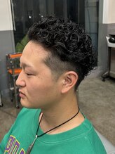 バーバーブロス 長堀店(BARBER BROS) 宮城リョータ風極道パーマ×フェード刈り上げ