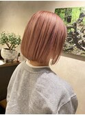 ピンクベージュハイトーンボブ