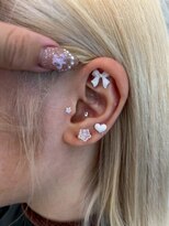 ベレーザ 渋谷神南(Beleza)&nbsp;15299耳つぼジュエリーヘアアレンジ披露宴結婚式2次会ヘアセット