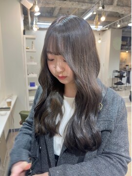 ヒョンミョン ライズバイレボ 柏西口店(hyon myon/RISEbyREVO) グレージュ/透明感カラー/くびれヘア/流れる顔周り