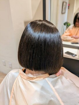 ソル 千葉(Sol) 【ツヤ髪ボブ憧れの丸みショートボブ】