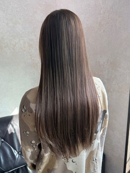 ヘア アトリエ エマ(hair latelier [emma])の写真/髪質に合わせて選べるトリートメントで、憧れの美髪に！カラーやパーマとの相性も抜群♪