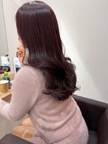 カミエ(kamie) ベージュロングのツヤ感を引き出すカット×カラー×トリートメン