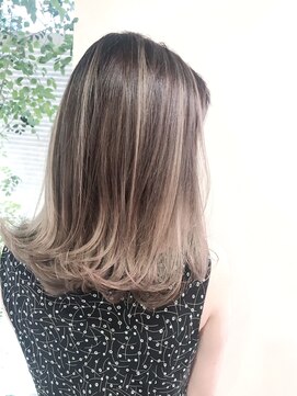 ヨッカ(YOCCA) バレイヤージュ（ハイライトグラデーション）