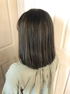 ロンドアベニール 北千住(Lond avenir) namie グレージュ系ハイライトカラー