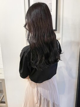 シーバイシー(CxC) ディープブラック/かきあげロング/波巻き