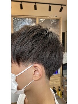 リビルーム(Rivi Room) ツーブロックナチュラル刈り上げ