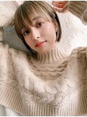 ボブロブヘアカーキグレージュオリーブベージュ大人かわいい小顔