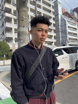 メリケンバーバーショップ フクオカ(MERICAN BARBERSHOP FUK) メンズショートパーマ