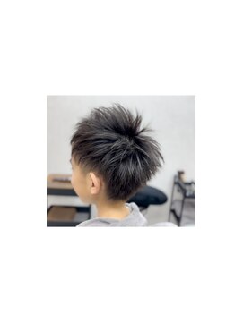 オッディーヘアー アンド スキン(ODDIY HAIR&SKIN) ショートツーブロ