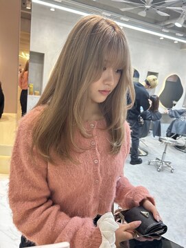 グロー 大宮(GLROW) ▲TWICE sanaちゃん風　キャラメルベージュ　ザクザクレイヤー