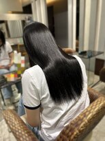 クーラ(Cura)&nbsp;【Cura原宿】湿気対策・美髪アルカリ矯正ロング・艶アッシュ