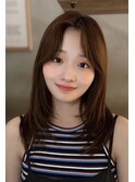 前髪なし内巻き大人可愛いレイヤーセミロング