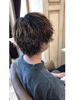 シェリア(Shelia)&nbsp;ハイライト×波巻きパーマ