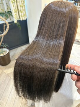 トレ(tre) 髪質改善カラートリートメント