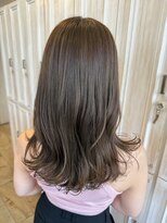 トリコ 梅田茶屋町店(trico)&nbsp;イルミナカラーでオリーブベージュ♪