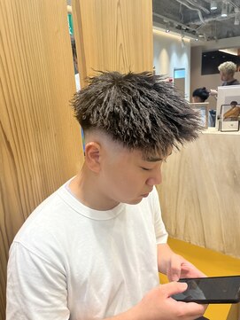 ルースト 渋谷店(ROOST) [圧倒的オーダーNo1]パイルツイスト