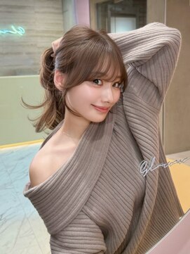 グローアイヴィ 大宮(GLROW IVY) 顔周りカットレイヤーカットヘーゼルベージュブリーチなし大宮