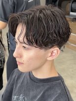 ラヴィズムバイフィフス(LUVISM by fifth)&nbsp;新潟万代毛流れセンターパートニュアンスパーマフェザーパーマ