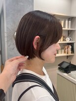 ポジ(poji) 切りっぱなしボブ 質感ストレート カット 顔まわり 艶髪
