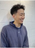 メンズカットスキンフェードテーパーフェードスパイキーショート