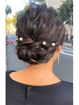 デコヘアー キートス(DECO HAIR kiitos) ゆるっとロープ編みシニヨン