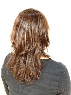 クオリス 赤塚店(QUALIS) 30代40代/セミロング/レイヤー/カールセット/ひし形シルエット