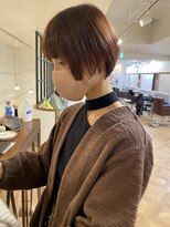 インビテーション(invitation) 【guest style】シャイニーオレンジ×コンパクトショート