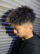 イーラ(era)&nbsp;スパイラルパーマ×フェードツーブロック