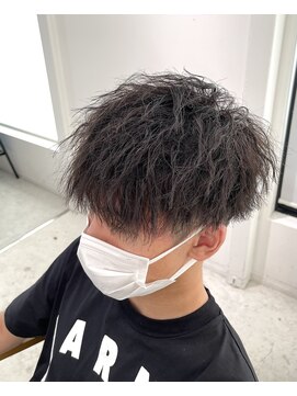 アフューズバイストゥー(Vfuse by StueW) 王道マッシュ×ツイストスパイラルパーマ[倉敷][岡山]