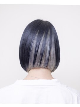 ルプラ ガーデン(le-pla garden) インナーカラー#切りっぱなしボブ#ケアブリーチ#ダブルカラー