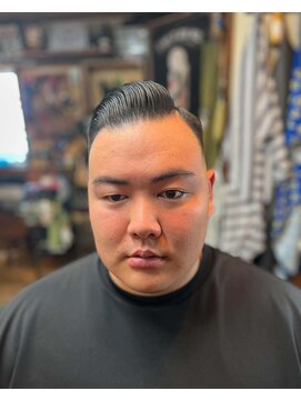 サロン ド コンジェ(salon de conge) スキンフェード