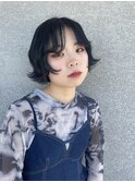 ショートボブでパーマっぽく