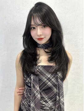 ユーフォリア 渋谷グランデ(Euphoria SHIBUYA GRANDE) 韓国ヘア レイヤーカット 暗髪 髪質改善 SAYAKA