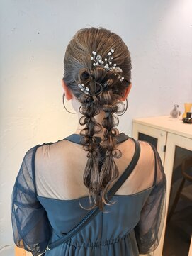 ランドバイリリー(LAND. by Lilly) ツイン玉ねぎアレンジ