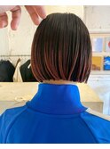 デザインカラーコントラストハイライト切りっぱなしボブ