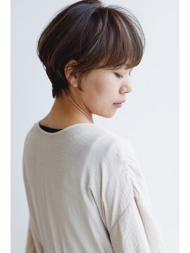 アタルセ(atarse) 艶髪ショート