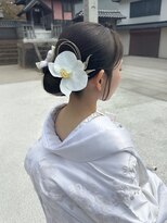 リル バイ ラミール(LiL by lamiell)&nbsp;ツヤっとシニヨン