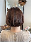 丸いシルエットで大人のうる艶ボブ