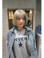 シィーム(cime) ホワイトブロンド×ターコイズブルー デザインカラー