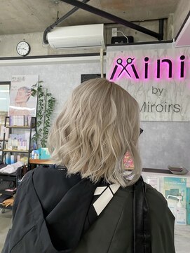 ミニィバイミラーズ(Miniy by Miroirs) white silver