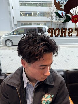 フォーコーナーズ(Four Corners) 直毛の皆様必見です